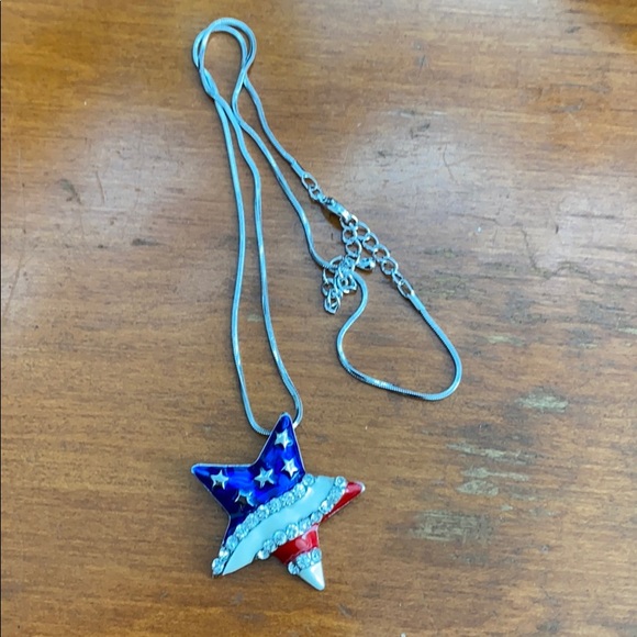 Jewelry - Patriotic American USA Flag necklace